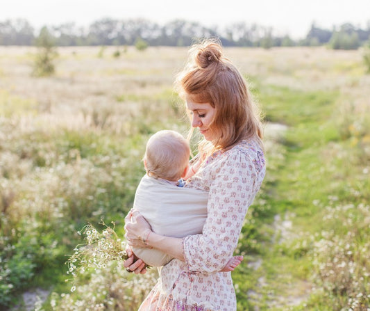 10 Heartwarming Bonding Activities for Moms and Newborns - Fancy Nursery